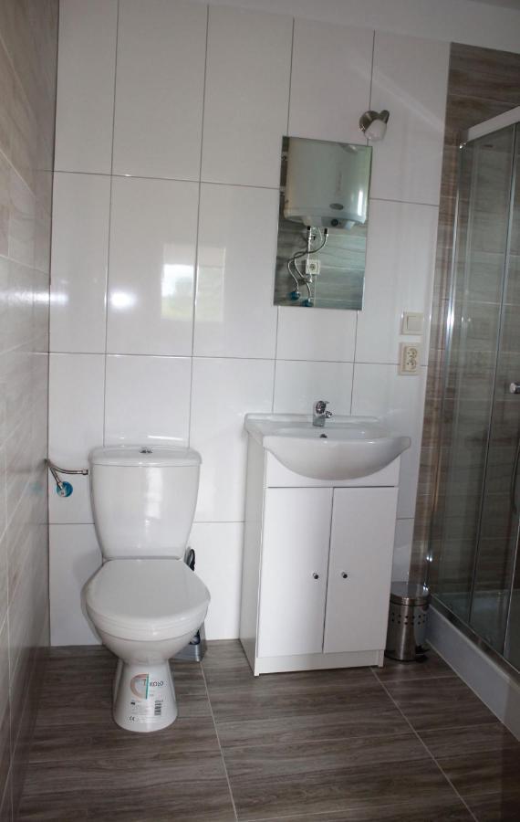 Domki Pokoje Pod Wierzba Sarbinowo Exterior foto
